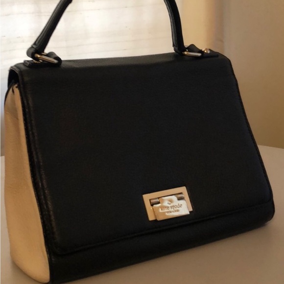 kate ♠️ spade Handbags - Kate spade beautiful, two-tone bag, steal of a deal!!!!!!